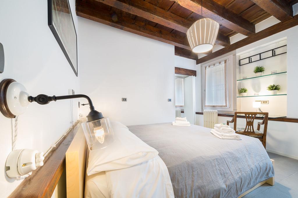 Ve.N.I.Ce Cera Casa Santo Stefano Lägenhet Venedig Exteriör bild