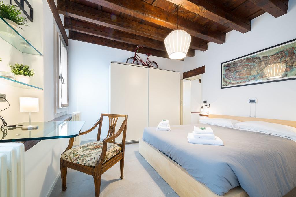 Ve.N.I.Ce Cera Casa Santo Stefano Lägenhet Venedig Exteriör bild